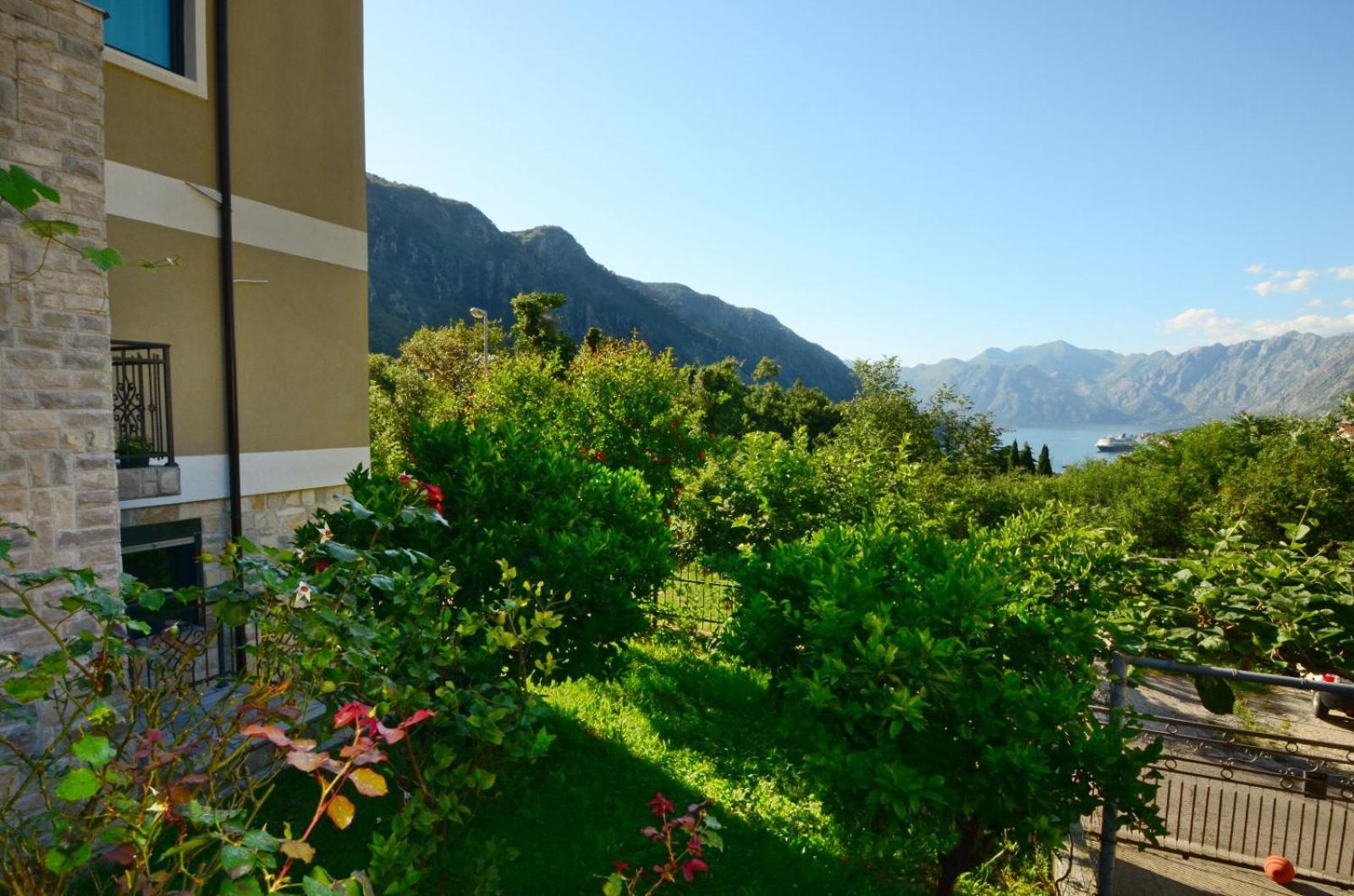 Radgost Kotor Apartments Exterior photo