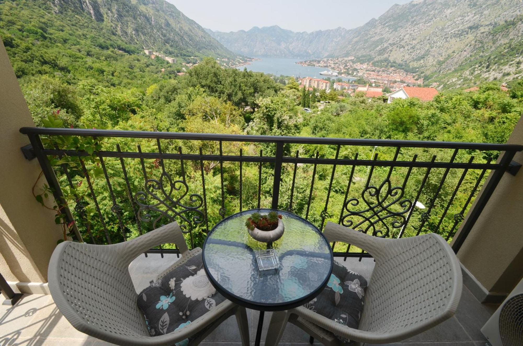 Radgost Kotor Apartments Exterior photo